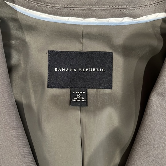 Banana Republic Blazer - Picture 3 of 5
